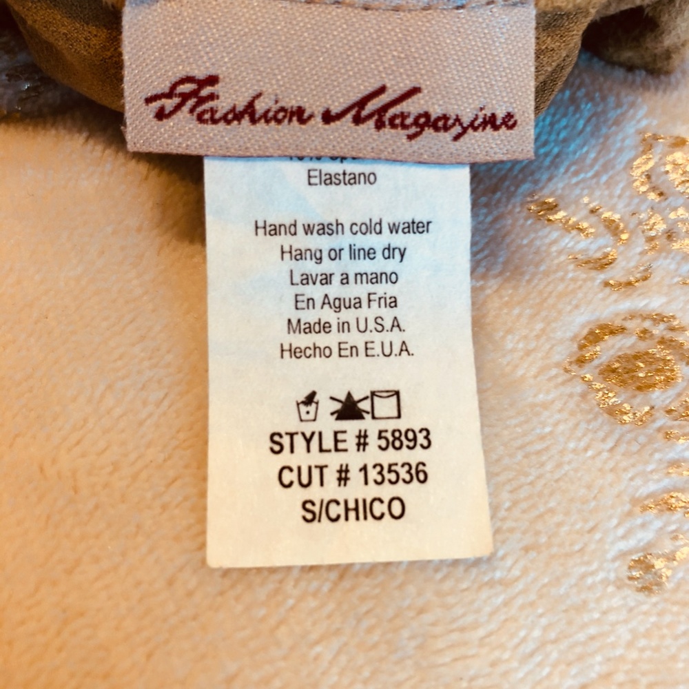 Dress - Picture 6 of 6